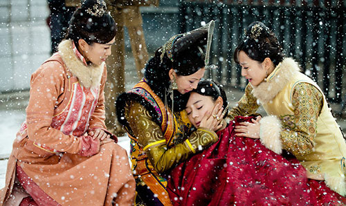 Vén màn bí mật chốn cung cấm - 3