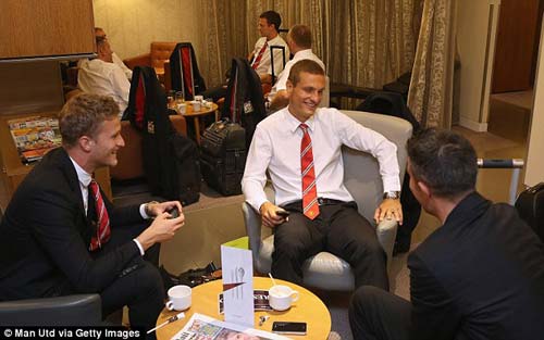 AIK – MU: Không Rooney, chờ Persie - 4