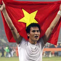 Bóng đá - Công Vinh chưa chính thức là số 1 ĐNÁ