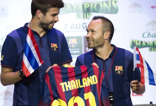 Thái Lan “phát cuồng” vì Messi, Neymar - 1