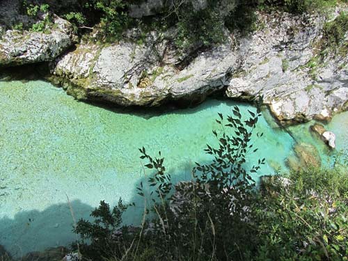 Vẻ đẹp như ngọc lục bảo của sông Soca - 5