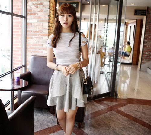 Áo cut-out khoe trọn bờ vai ngọt ngào - 20