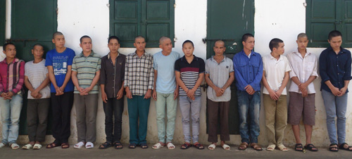 Bắt 20 người trong băng trộm miền sơn cước - 2