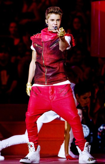 Khi quý ông quần đỏ, quần hồng! - 8