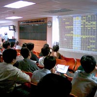 Tài chính - Bất động sản - Đón tháng “cô hồn”, TTCK ảm đạm