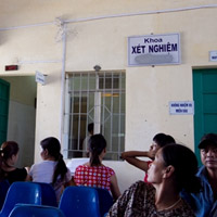 Tin tức trong ngày - Cảnh sát điều tra vụ "nhân bản phiếu xét nghiệm"