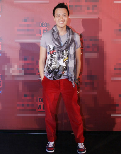 Khi quý ông quần đỏ, quần hồng! - 3