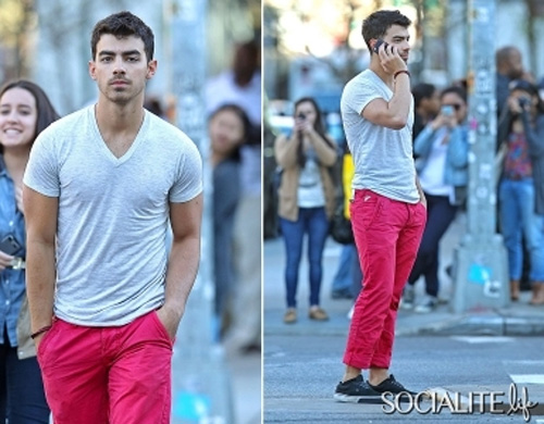 Khi quý ông quần đỏ, quần hồng! - 9