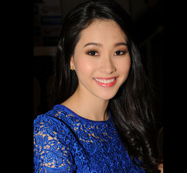 Đăng quang Hoa hậu Việt Nam 2012, Đặng Thu Thảo được người hâm mộ đánh  giá cao về nhan sắc và trí tuệ trong phần thi ứng xử. 