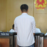 Pháp luật - Tòa "nương tay" với tài xế nhiều lần trộm cắp