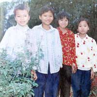 Tin tức trong ngày - “Người nhường áo phao” từng cứu 2 em nhỏ
