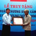 Tin tức trong ngày - BT Thăng ngưỡng mộ người nhường áo phao