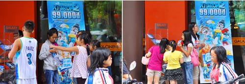 Mưa bão, Xì trum 2 vẫn hút khách - 6