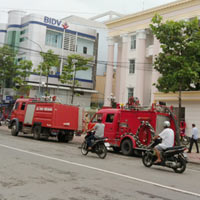 Tin tức trong ngày - Cháy kho bạc nhà nước, cả trăm CA chữa cháy