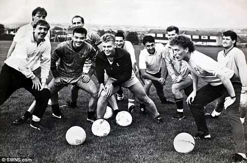 Moyes khởi nghiệp cùng thời Sir Alex? - 2