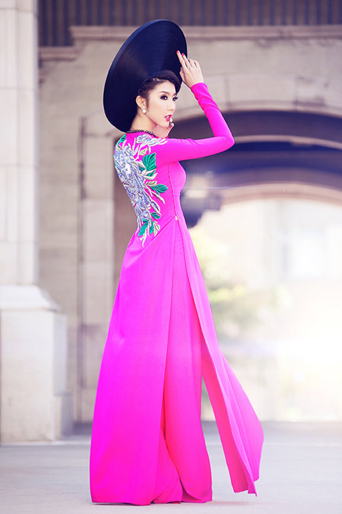 Ngọc Quyên diện áo dài trên đất Mỹ - 6