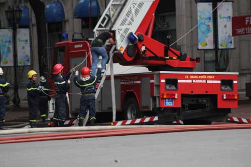 Chùm ảnh diễn tập cứu nạn lớn nhất TPHCM - 4