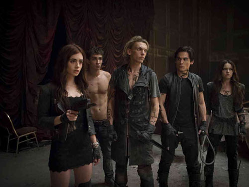 Kiều nữ săn quỷ mới của Hollywood - 4