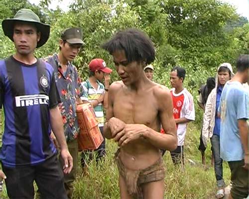 Đưa “người rừng” về: Không thể làm khác! - 2