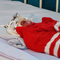 Tin tức trong ngày - Trẻ suýt bị chôn sống: Cảnh cáo kíp trực