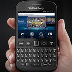 BlackBerry 9720: Quay lại sự  thuần khiết 