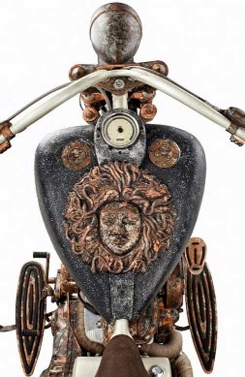 Siêu mô tô khung vàng đắt nhất thế giới - 6