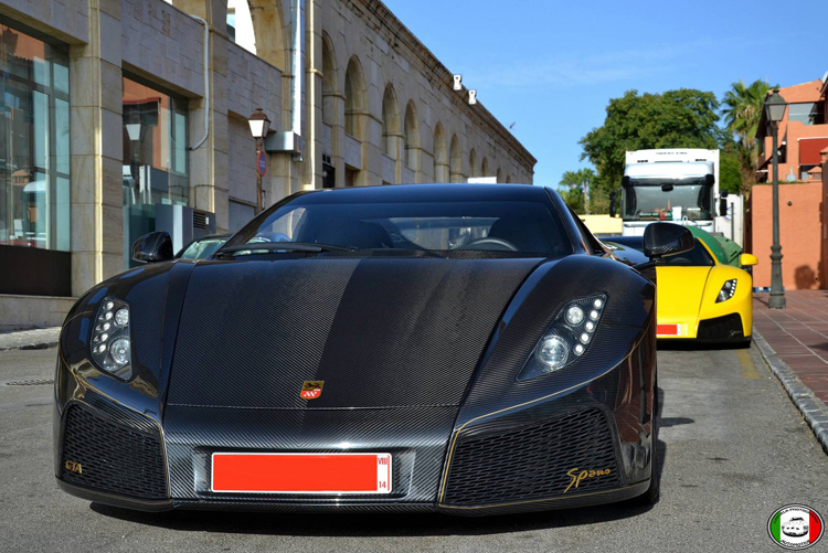 Đáng chú ý nhất là hai chiếc GTA Spanos, bao gồm cả GTA Spano 2013 vừa mới ra mắt tại Top Marques Monaco 2013 đầu năm nay. Toàn bộ thân xe làm bằng sợi carbon