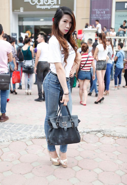 Hà Nội: Tấp nập chuyển giới thi VNTM - 4