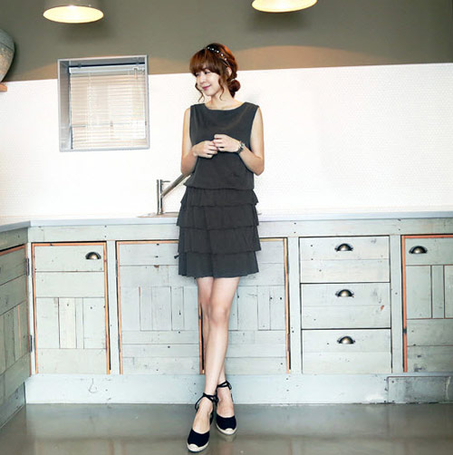 Khéo chọn váy xinh che eo bánh mì - 11