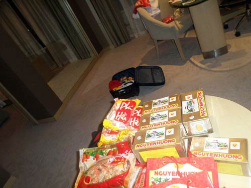 Running Man bị fan Trung Quốc “quây" - 4