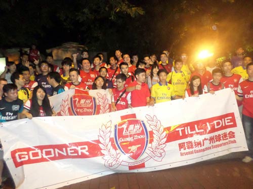 Running Man bị fan Trung Quốc “quây" - 6