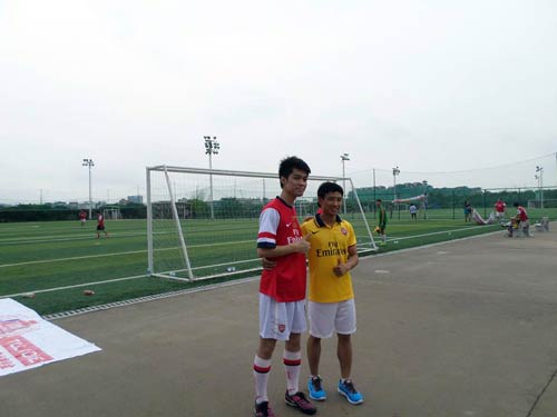 Running Man bị fan Trung Quốc “quây" - 5