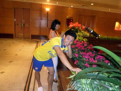 Running Man bị fan Trung Quốc “quây" - 6