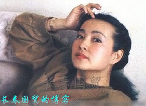 Lộ ảnh chồng thứ 4 của Lưu Hiểu Khánh - 5