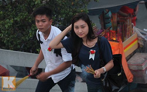 Sài Gòn: Lên chùa cầu phúc cho cha mẹ - 7