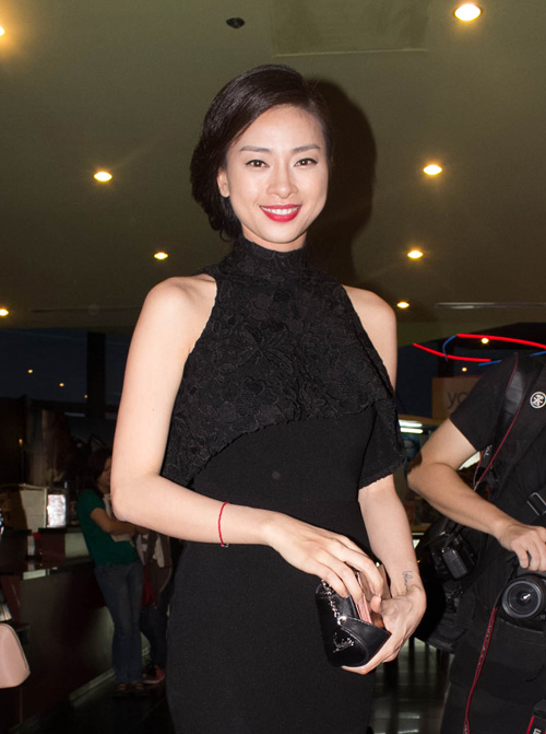 Hương Giang nổi bật bên Vân Ngô - 3