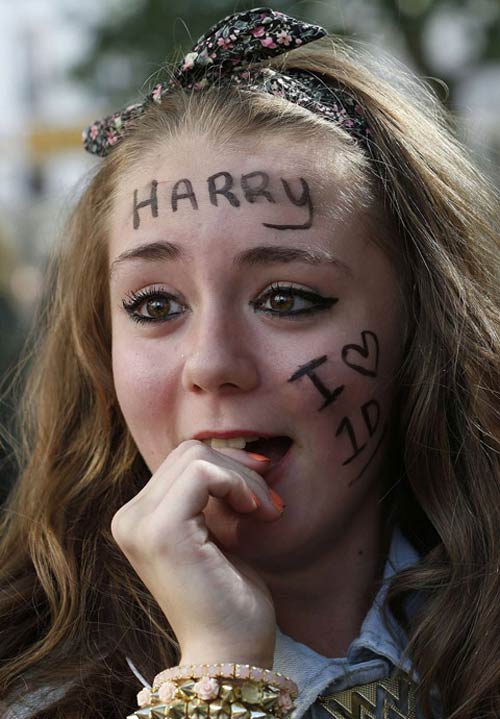 70.000 fan "cuồng nộ" đón One Direction - 13