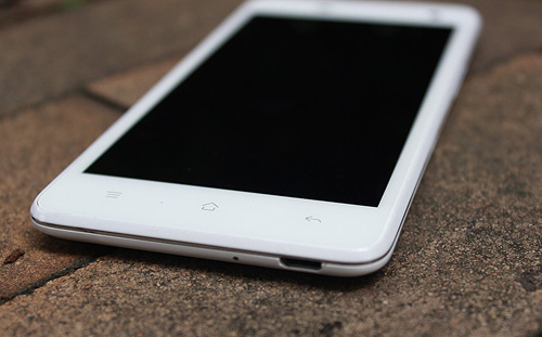 Trên tay smartphone Find Mirror - 2