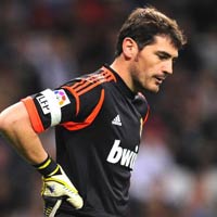 Bóng đá - Casillas: Làm sao để đáng mặt “thánh Iker”