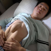 Tin tức trong ngày - Kì lạ: Chàng trai TQ có tim ở bụng