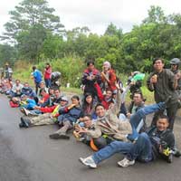 Tin tức trong ngày - Phượt với… tử thần!