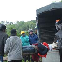 Tin tức trong ngày - Trốn bệnh viện đi treo cổ tự tử