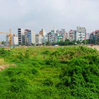 Chung cư-Nhà đất-Bất động sản - Khó xử lý đất vàng nội đô HN bỏ hoang