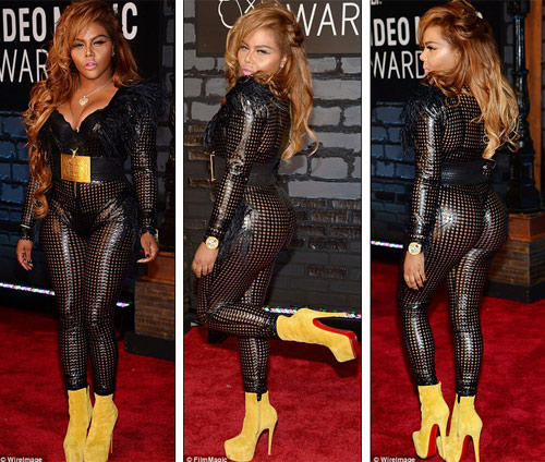 Dấu ấn thời trang kinh dị ở thảm đỏ MTV - 7