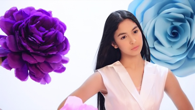 Mỹ nữ 16 tuổi "đốn ngã" đàn ông châu Á - 12