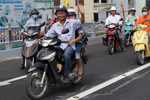 TP.HCM thông xe thêm 2 cầu vượt thép - 11