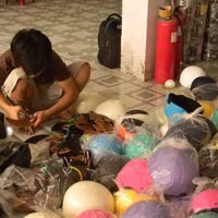 Thị trường - Tiêu dùng - Mũ bảo hiểm dỏm “sống” lại