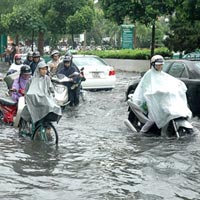 Tin tức trong ngày - “Sếp công ích”: Vì sao lương khủng?