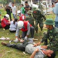 Tin tức trong ngày - Diễn tập ứng phó với động đất tại Bắc Trà My