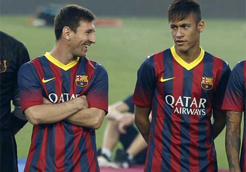Tata Martino muốn Messi đá cặp cùng Neymar - 1